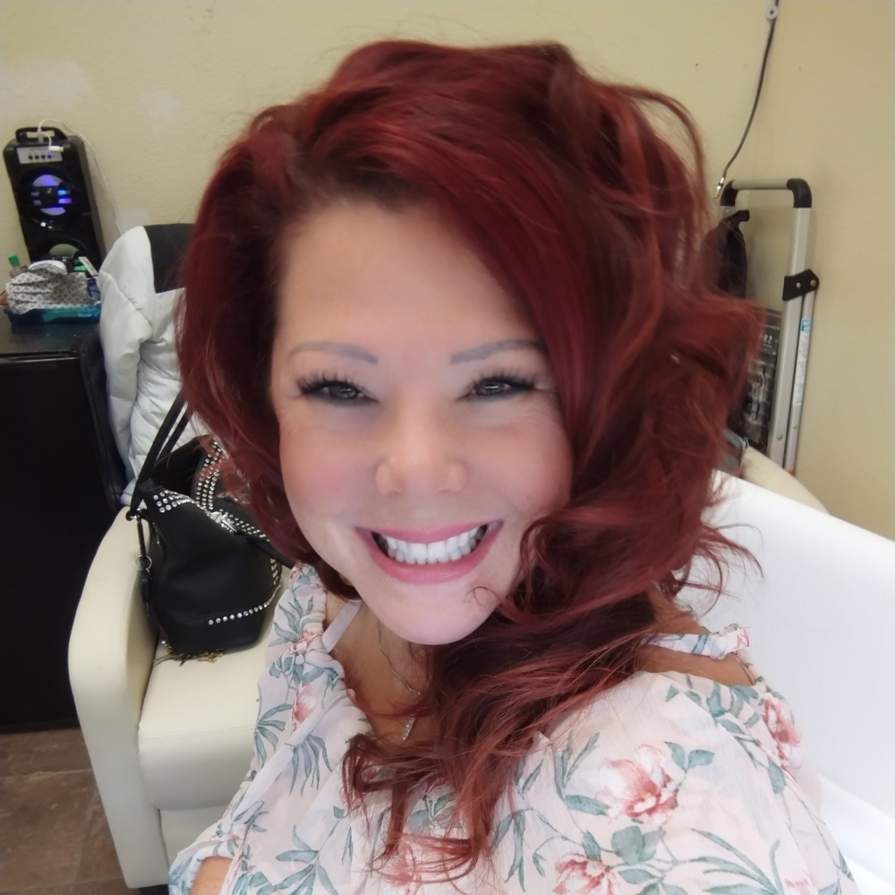 Meet your Posher, Cristina